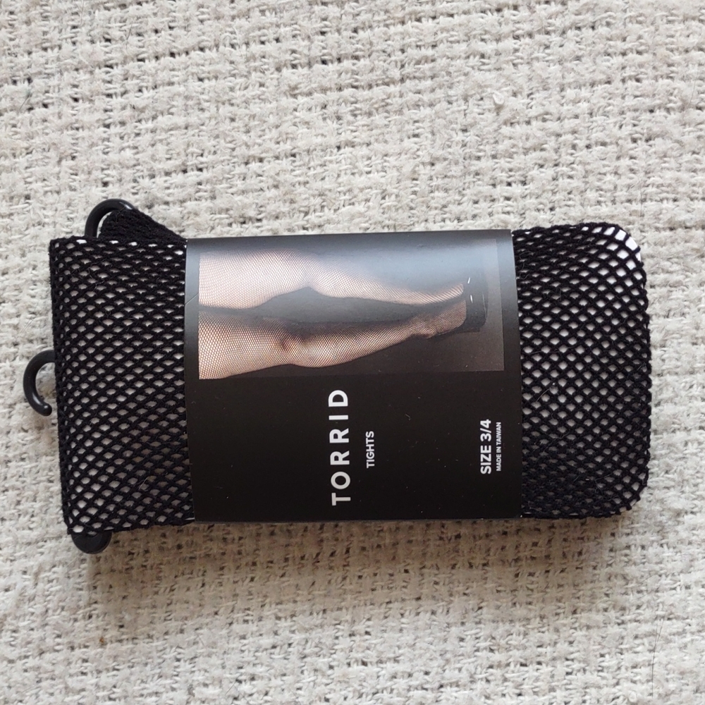 Torrid fishnet stockings size 3/4